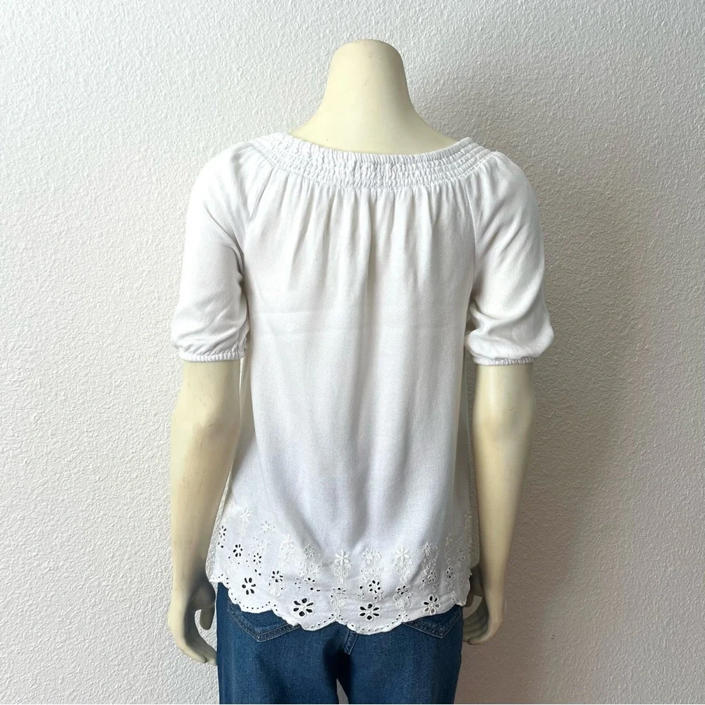Old Navy Girls XL 14 White Eyelet Lace Peasant Blouse Smocked Off Shoulder Top